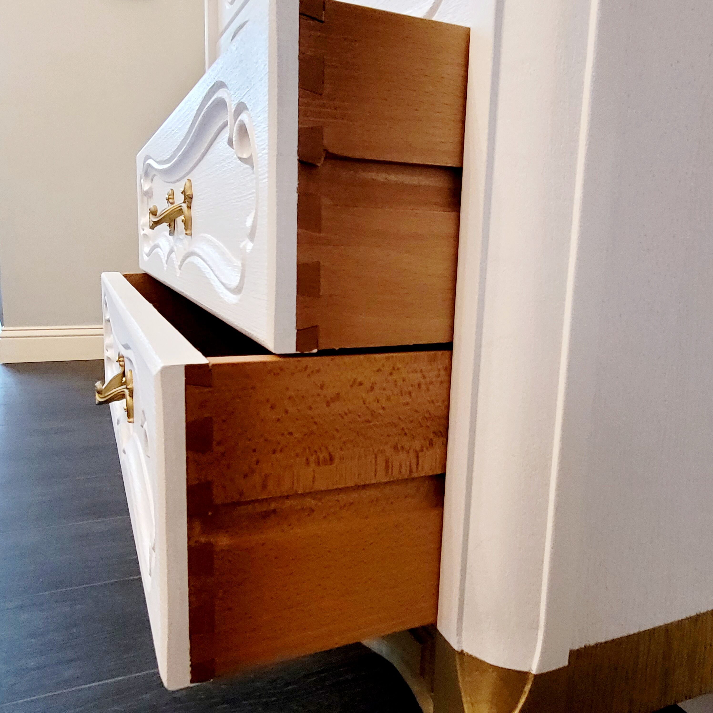 Chest of drawers, with 4 drawers