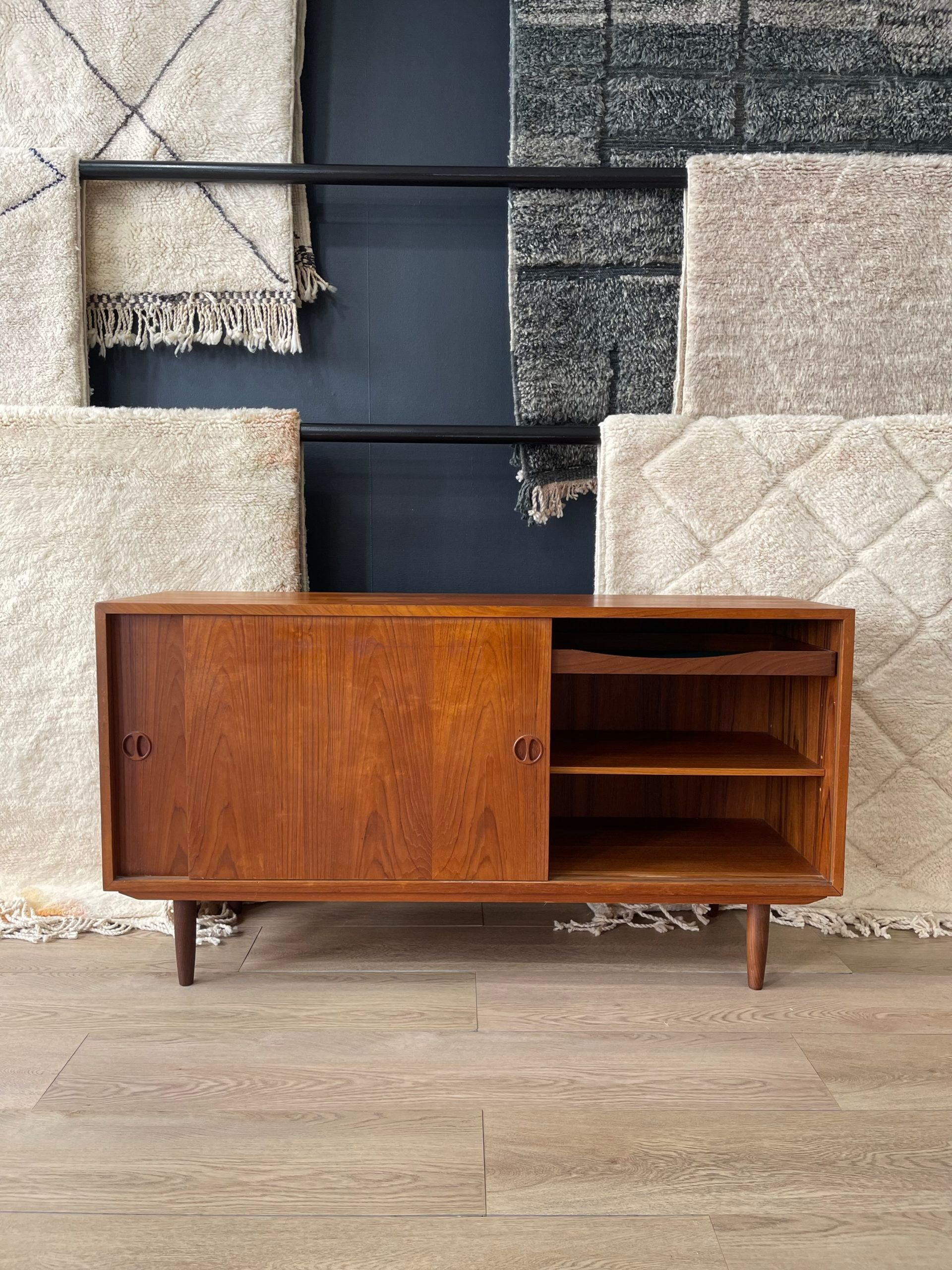 Small Danish row signed Jysk Mobelindustri