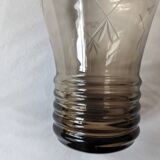 Carafe en verre fumé gravée