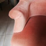 Pink toad chair