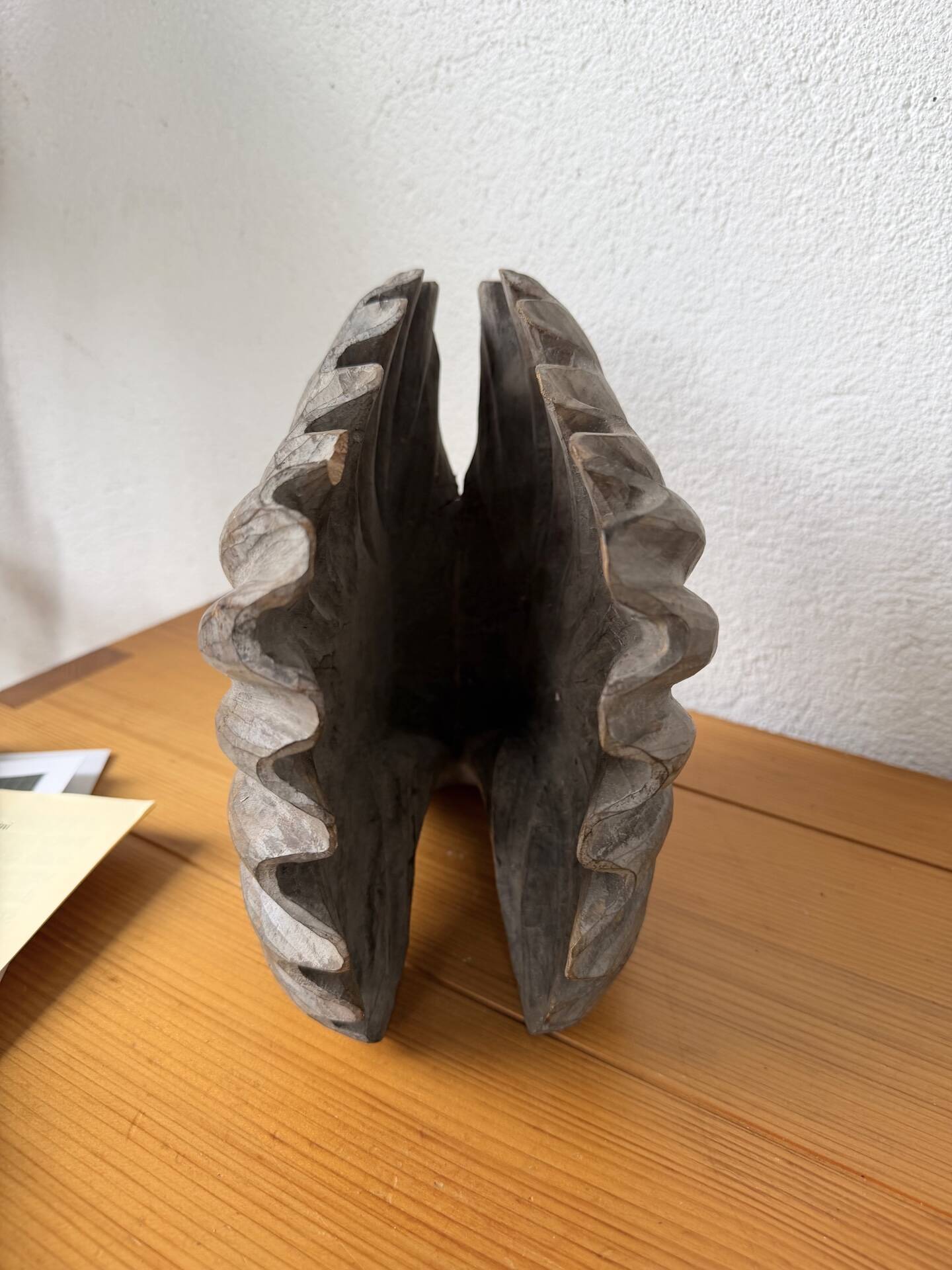 Brutalist wood shell sculpture box 1900