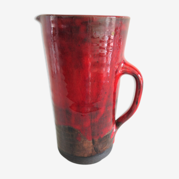 Pitcher in glazed red ceramic / vintag 60s-70s