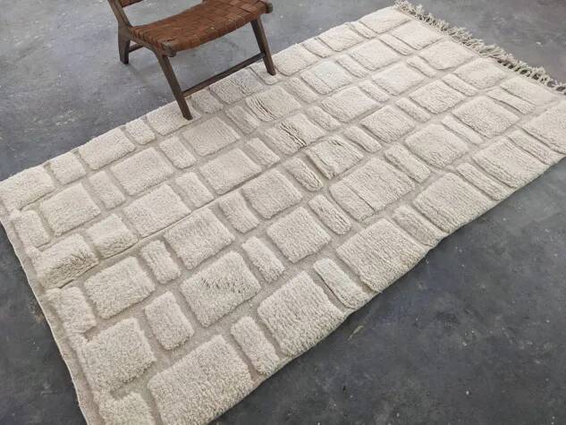 Beni Ouarain rug, 235 x 2.10 cm