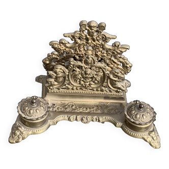 Old double inkwell in gilded brass, chiseled with old angels