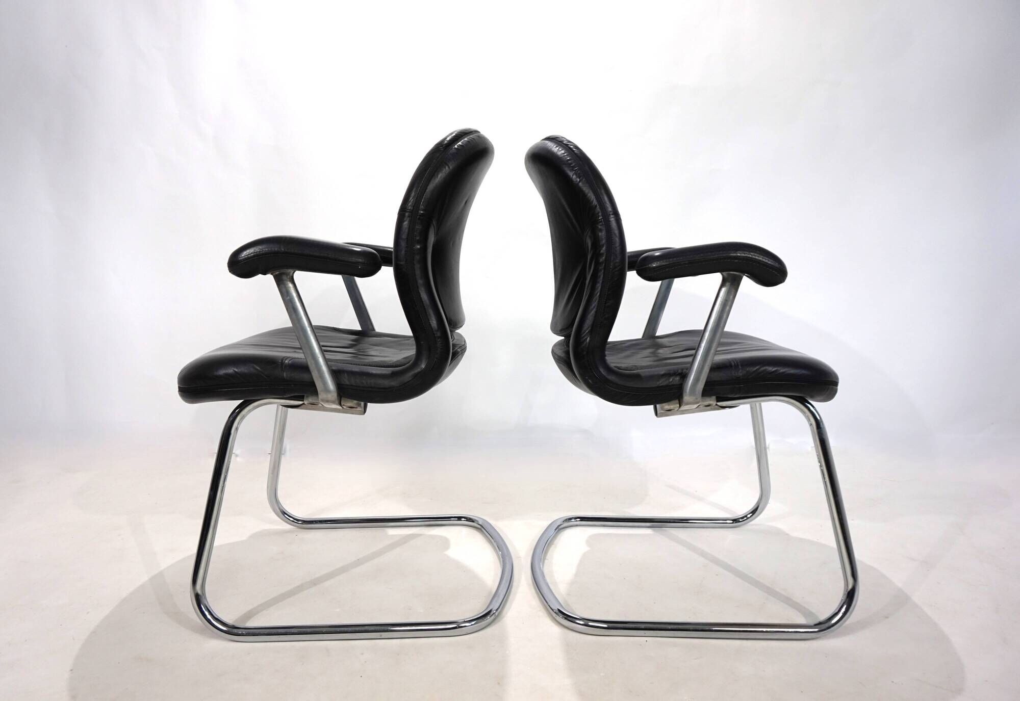 Lot de 2 chaises de bureau/salle à manger Herman Miller Equa par B. Stumpf & D. Chadwi