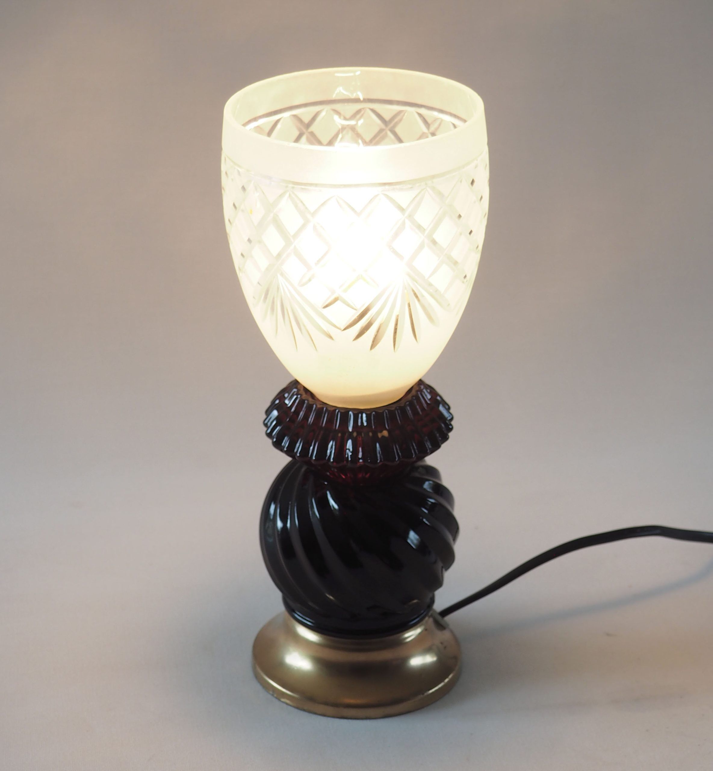 Aubergine crystal art deco lamp