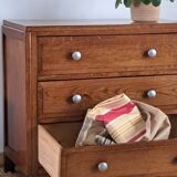 Oak chest of drawers from the 1950s