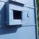 Porte portail H205xL103 ancienne en fer cintrée avec boite aux lettres