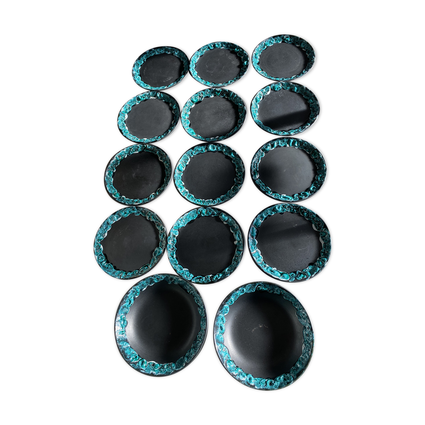 12 assiettes écumes de mer