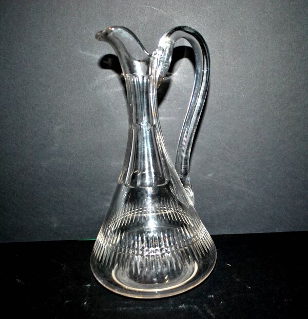 Carafe en cristal de Baccarat modèle Gondole, 1907