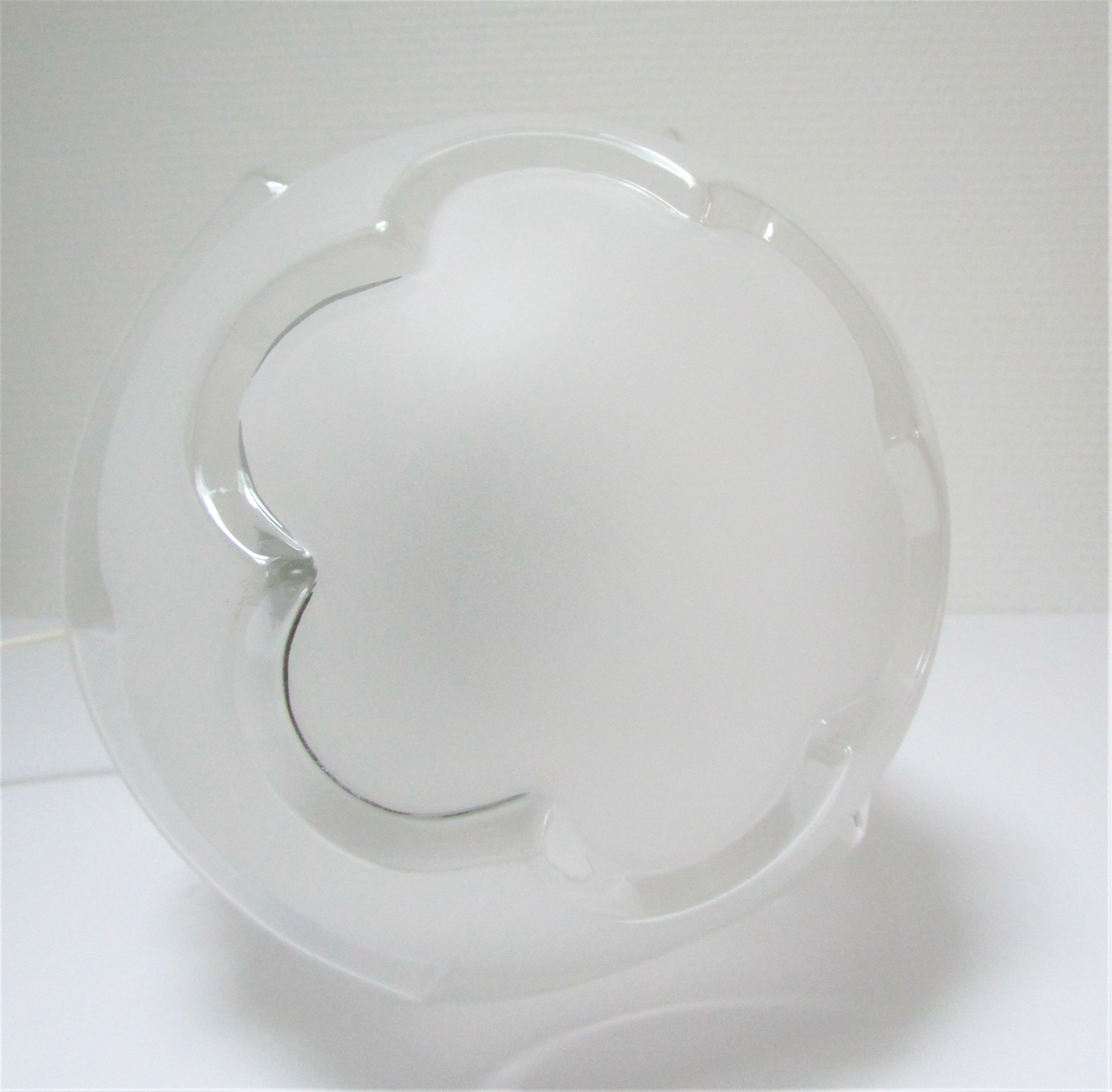 Porcelain ball lamp and art deco style glass