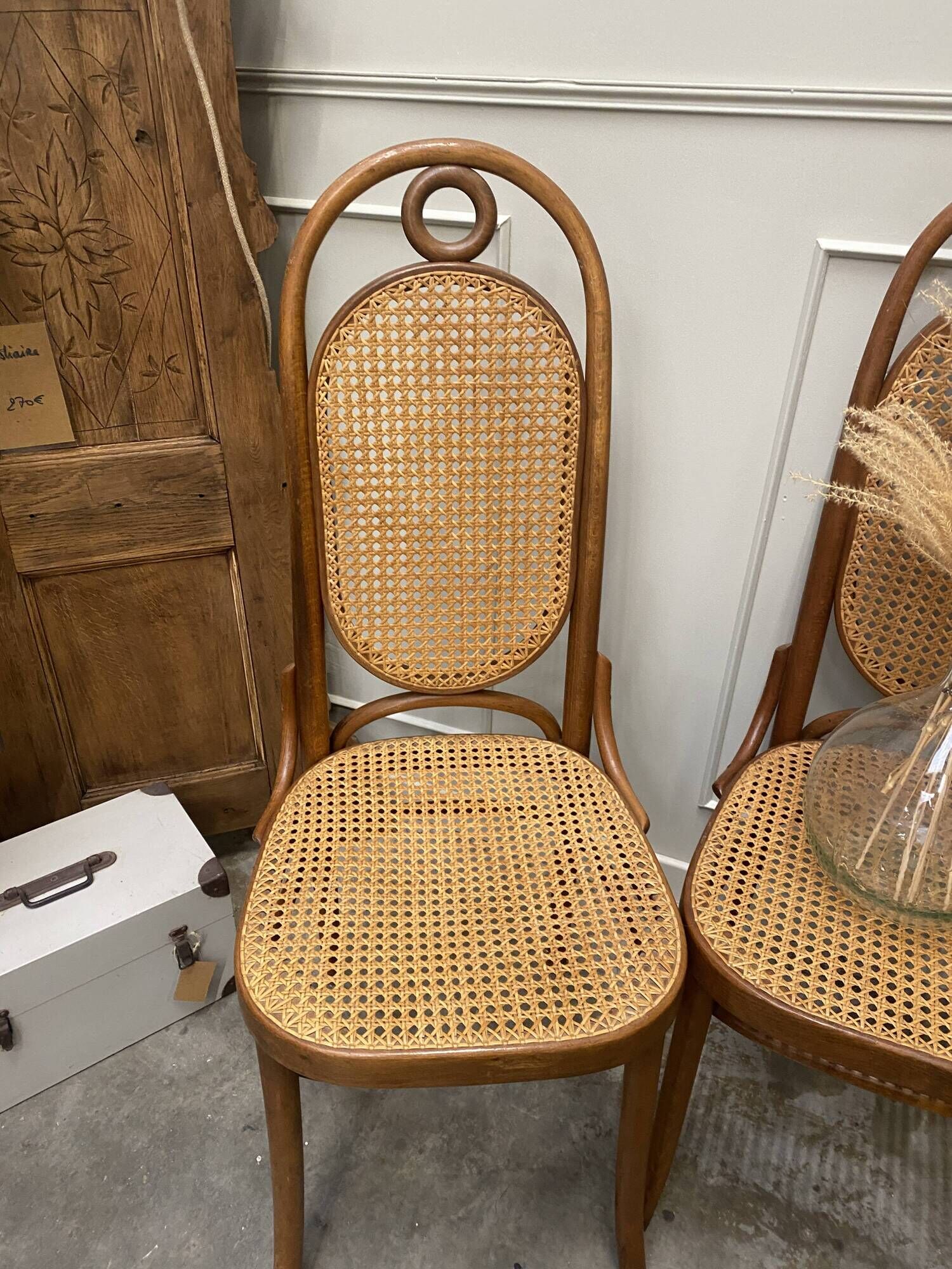 bistro chair (high back)