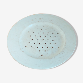 Assiette egouttoir en porcelaine mat