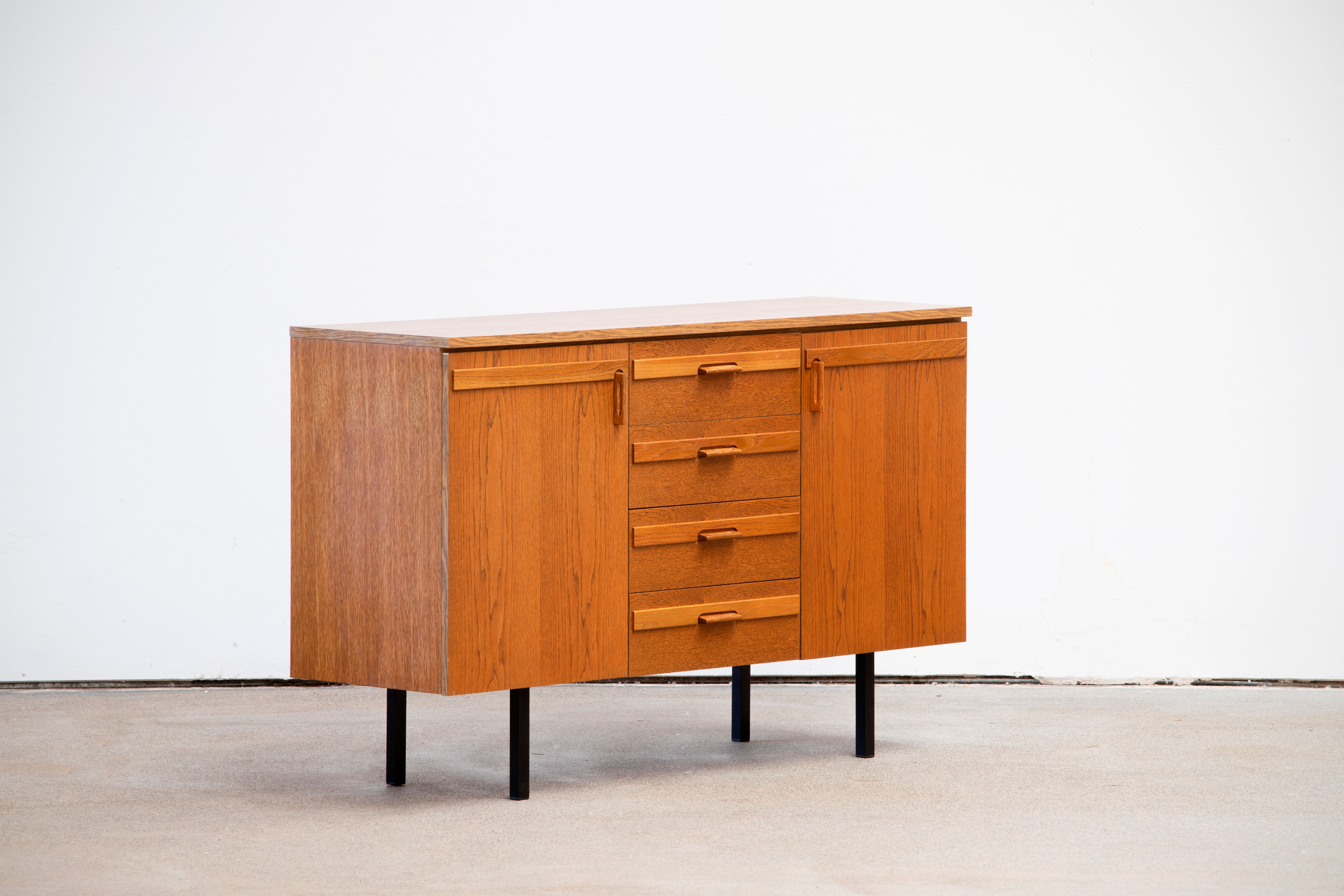 Vintage Scandinavian enfilade 1960