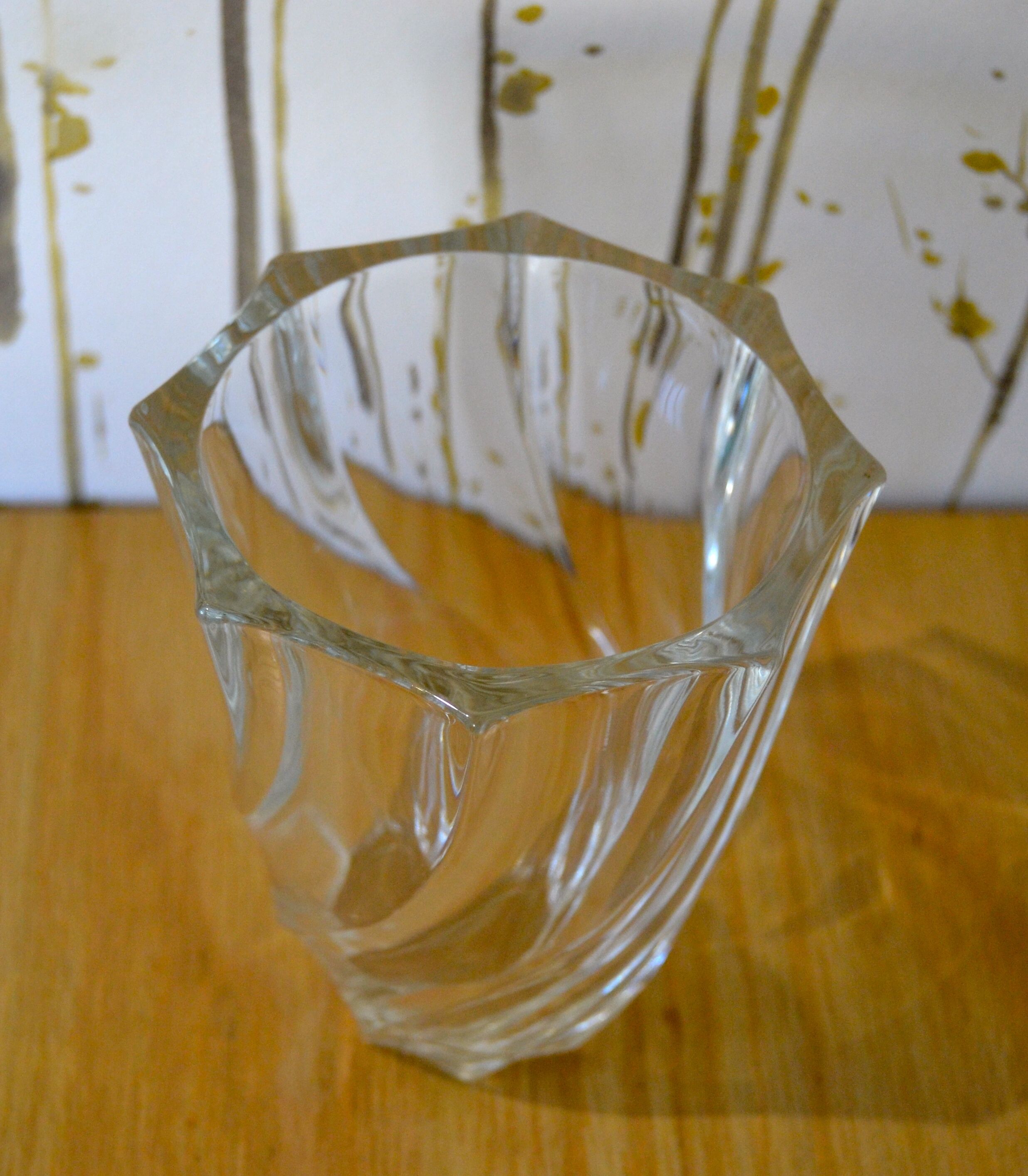 Twisted glass vase
