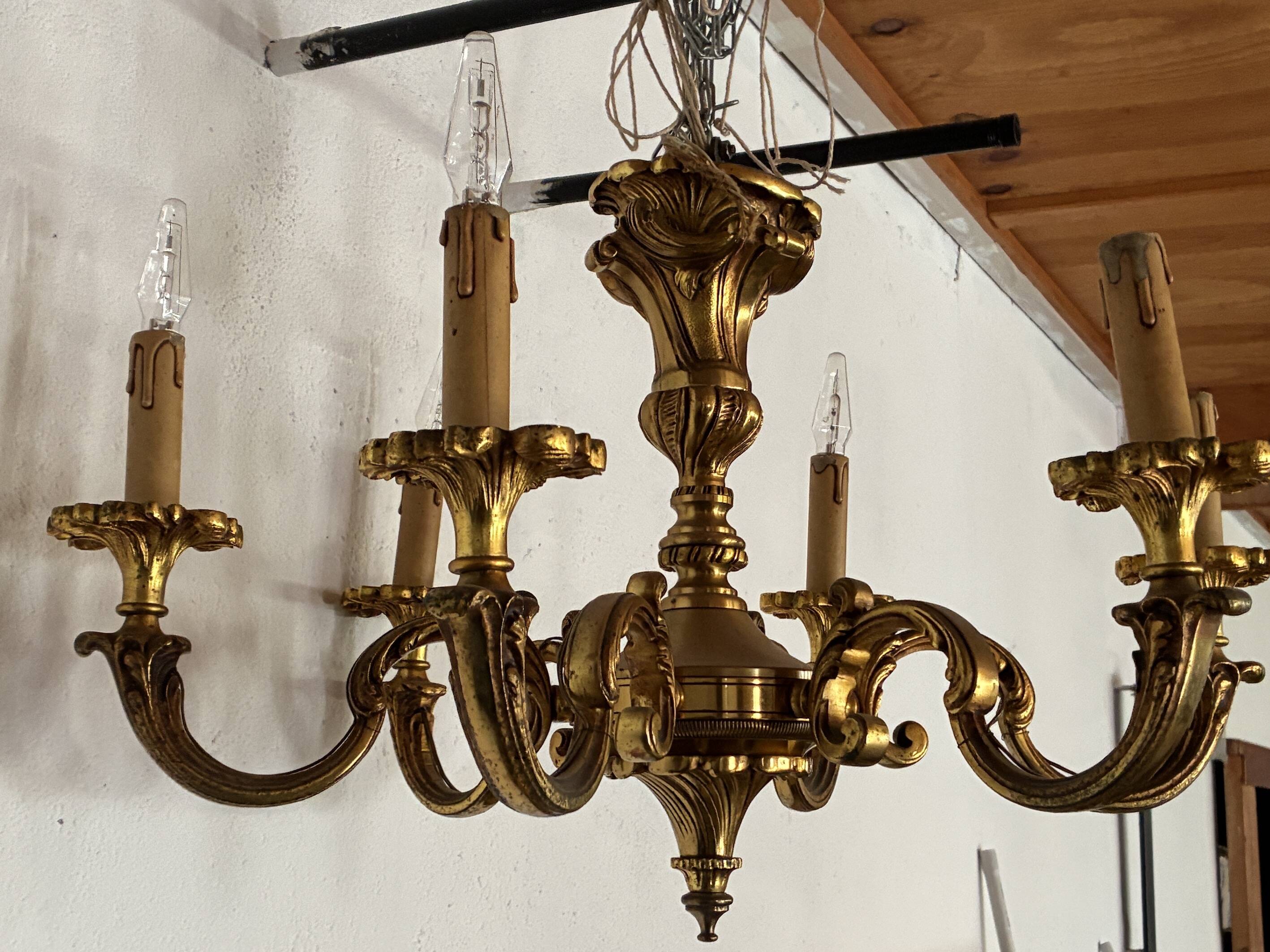 Golden chandelier with 6 branches