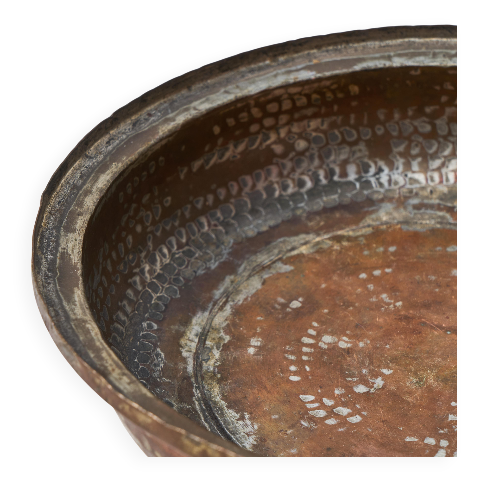 Coupe décorative martelée à la main patinée