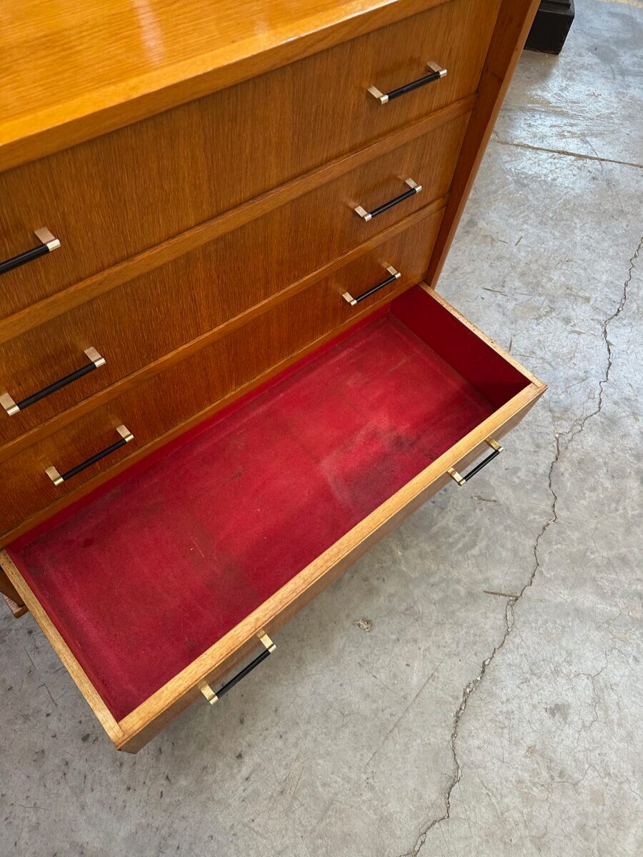 Vintage chest of drawers