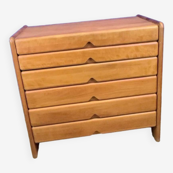 Vintage chest of drawers in the taste of the Regain brand