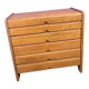 Commode vintage dans le goût de la maison regain