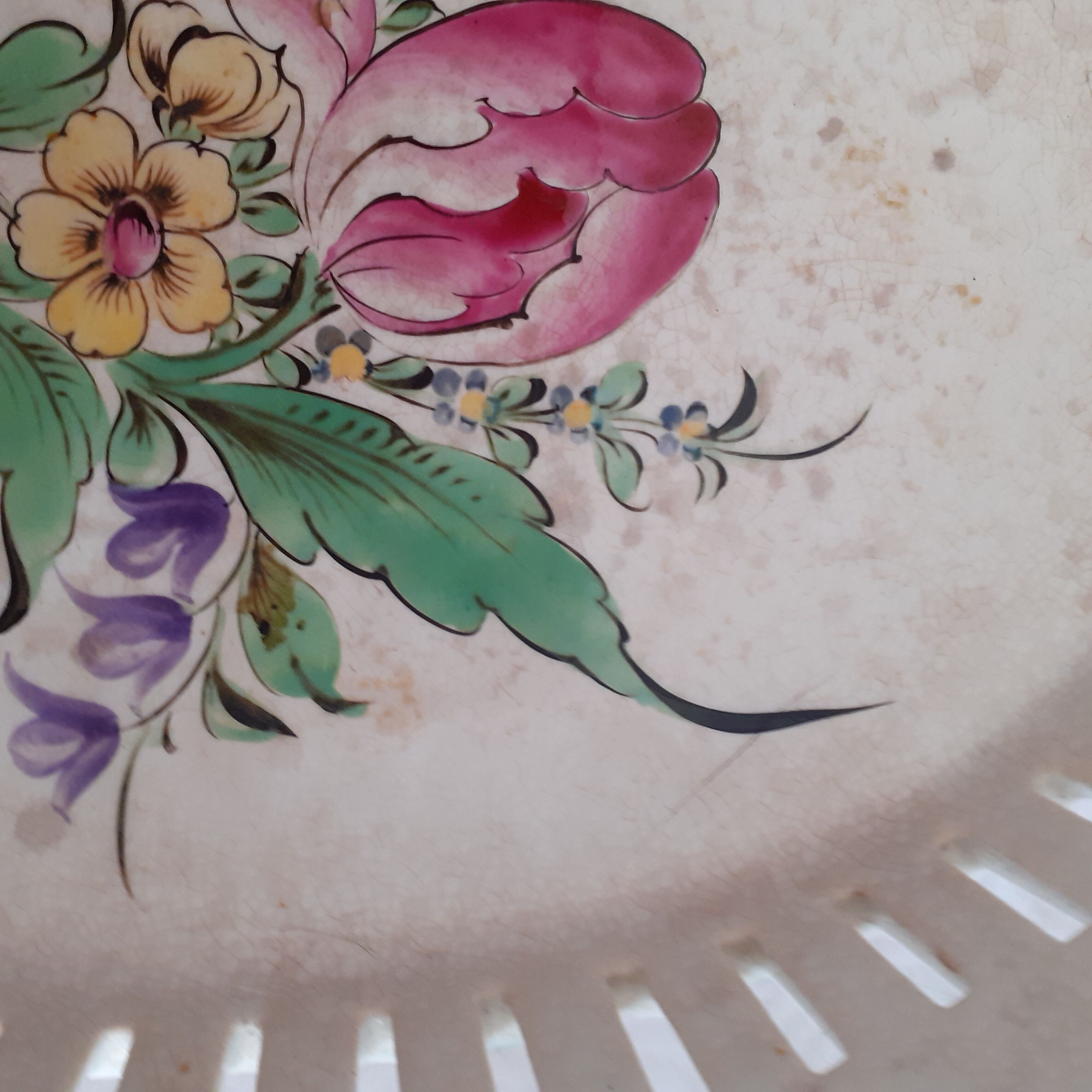 Set of earthenware Lunéville: small plate, oval dish + basket. Openwork edges.