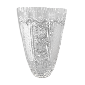 Vase en cristal taillé