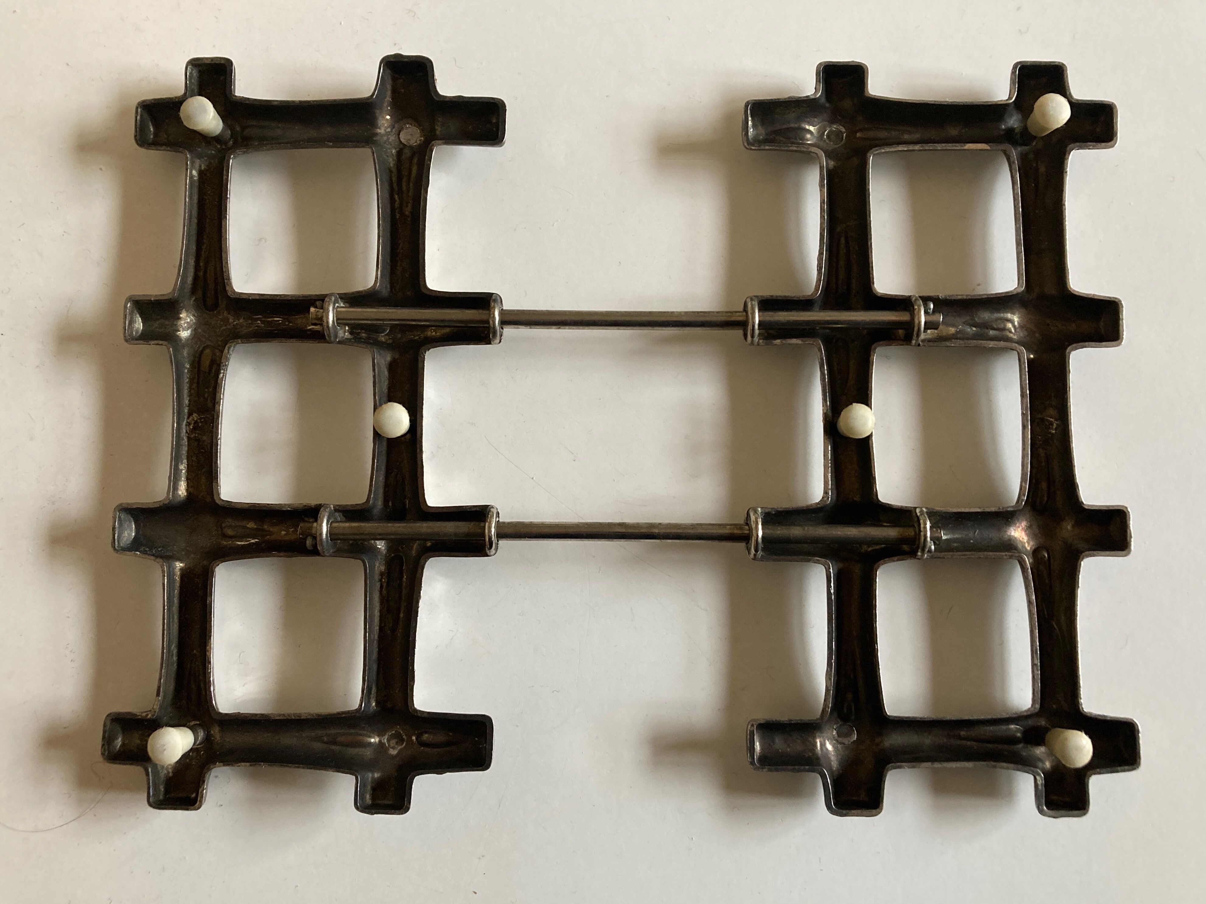 Bamboo silver metal mat 1970