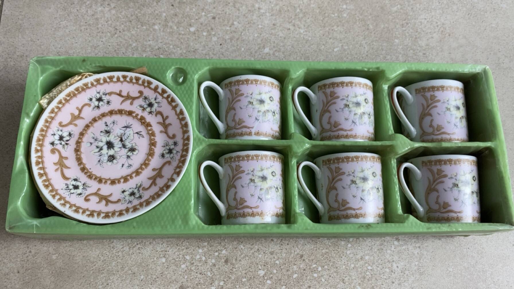 Tasses