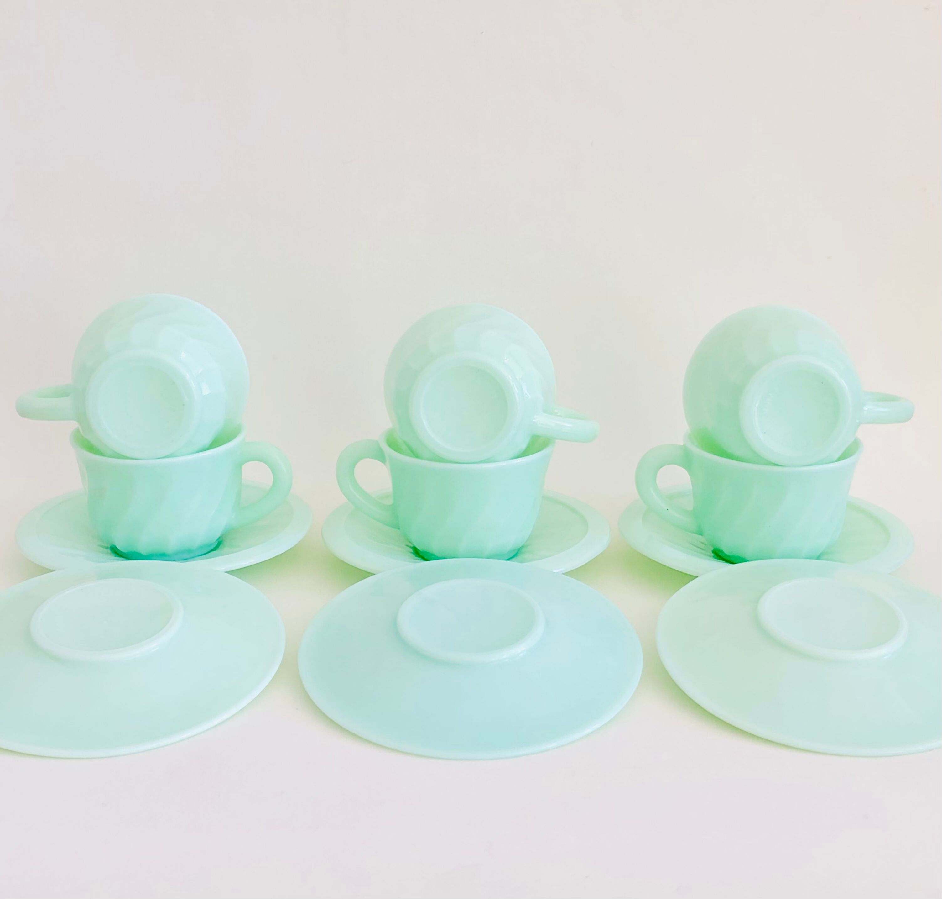 Vintage Arcopal cups