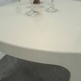 Vintage gebroken wit kunststof tuintafel eettafel