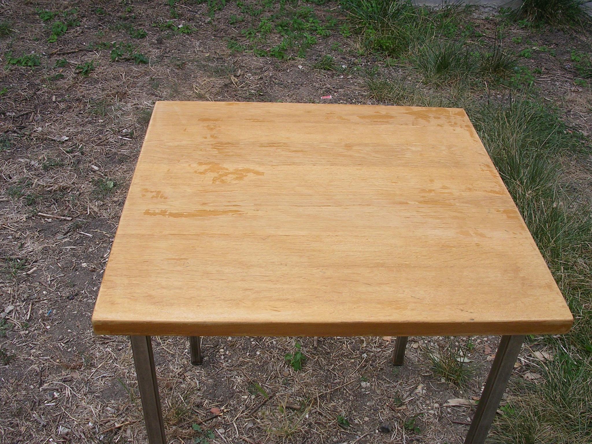 4 tables 1960 wood and metal