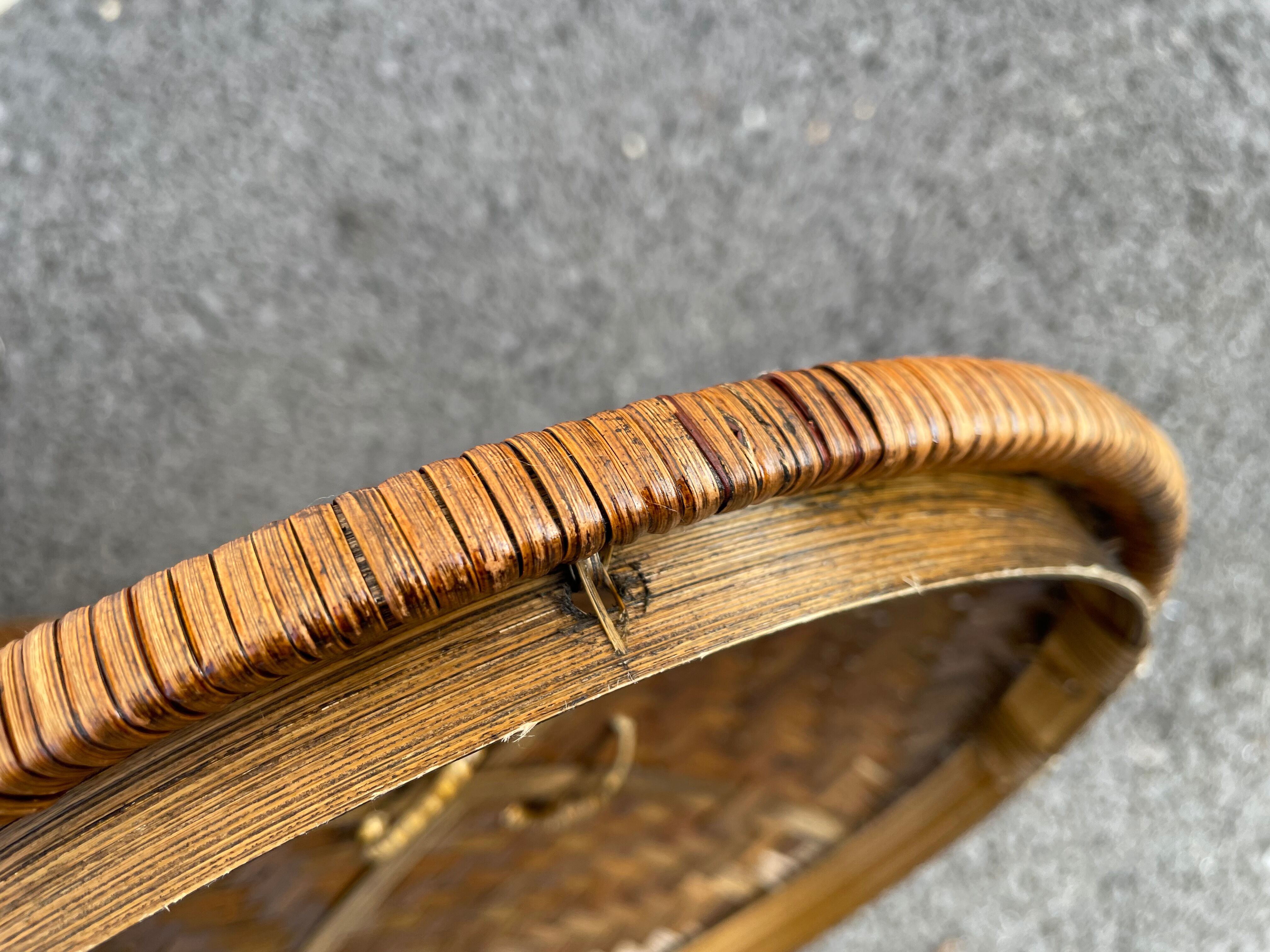 Basket with lided bamboo from Asia