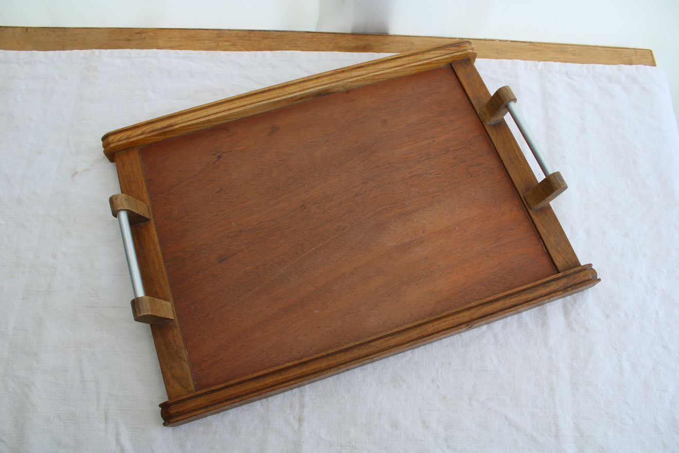 Serving tray