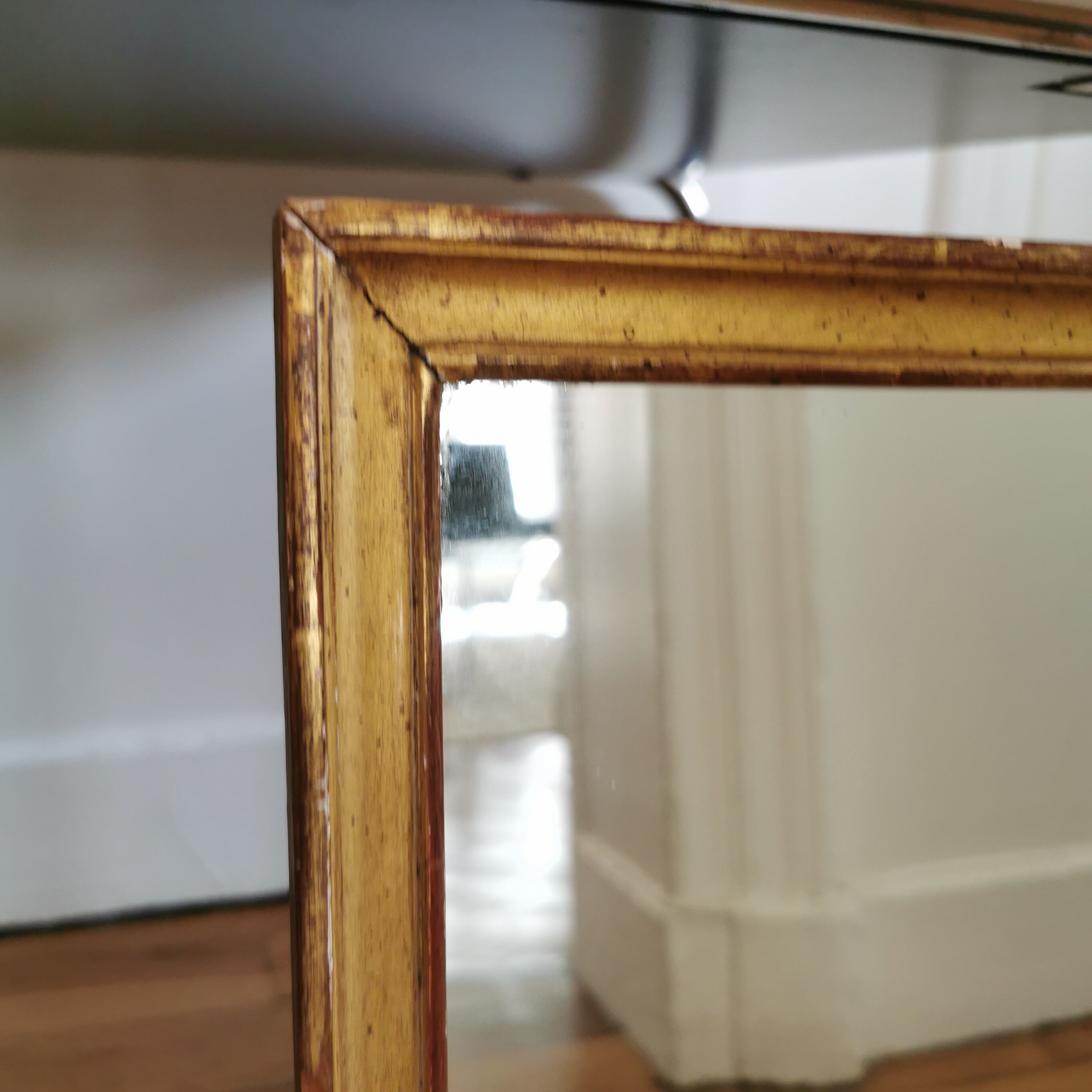 Golden mirror with gold leaf - 40x36cm