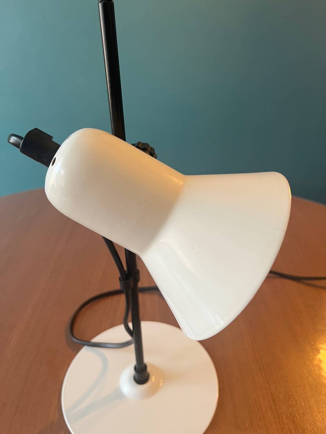 80s Italy Nuova Veneta Lumi lamp, black and white