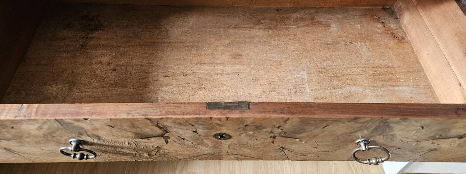 Louis Philippe style chest of drawers in light walnut, 20th century