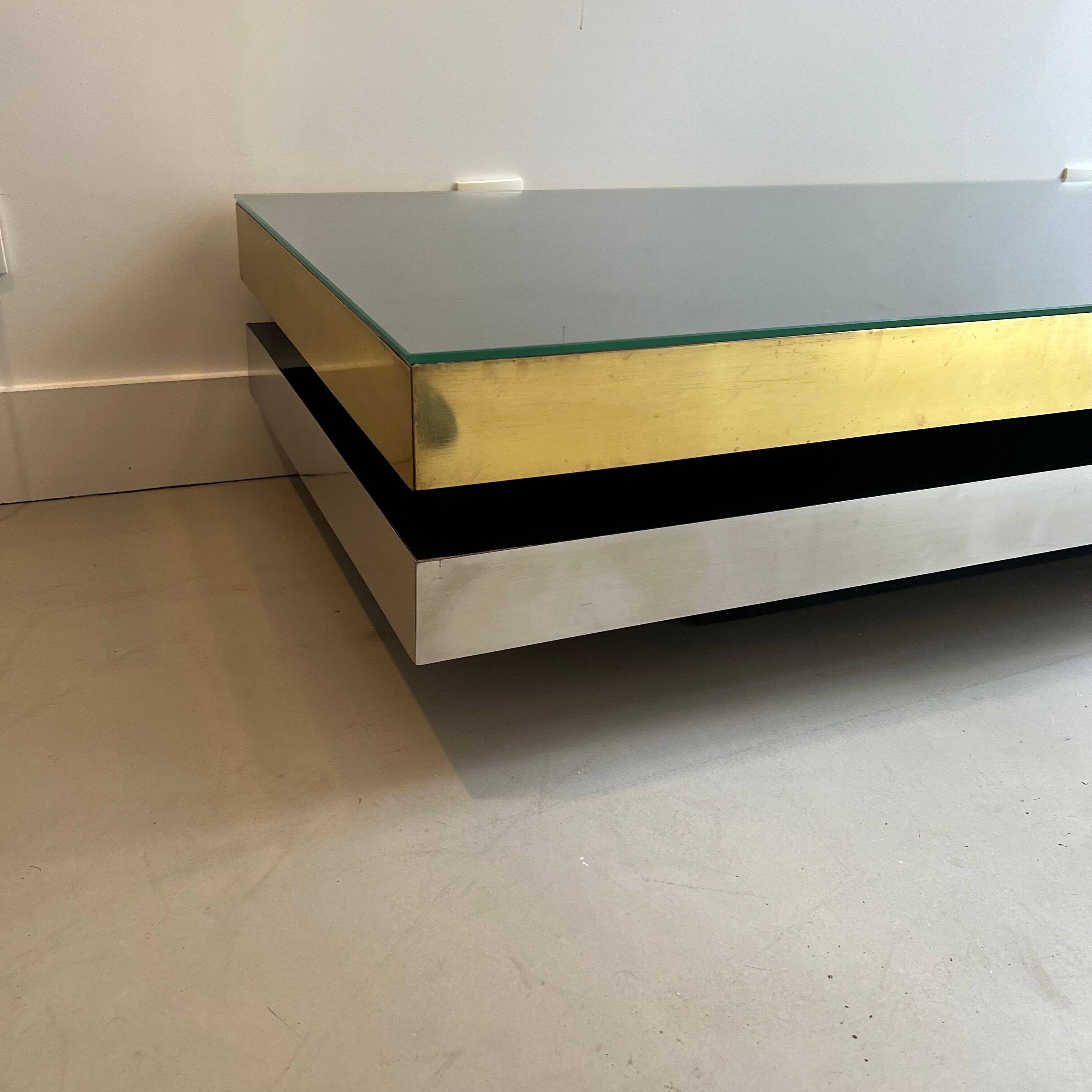 Design coffee table 1970