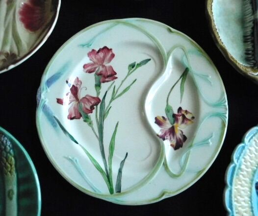 6 French Antique Asparagus Plates in Majolica