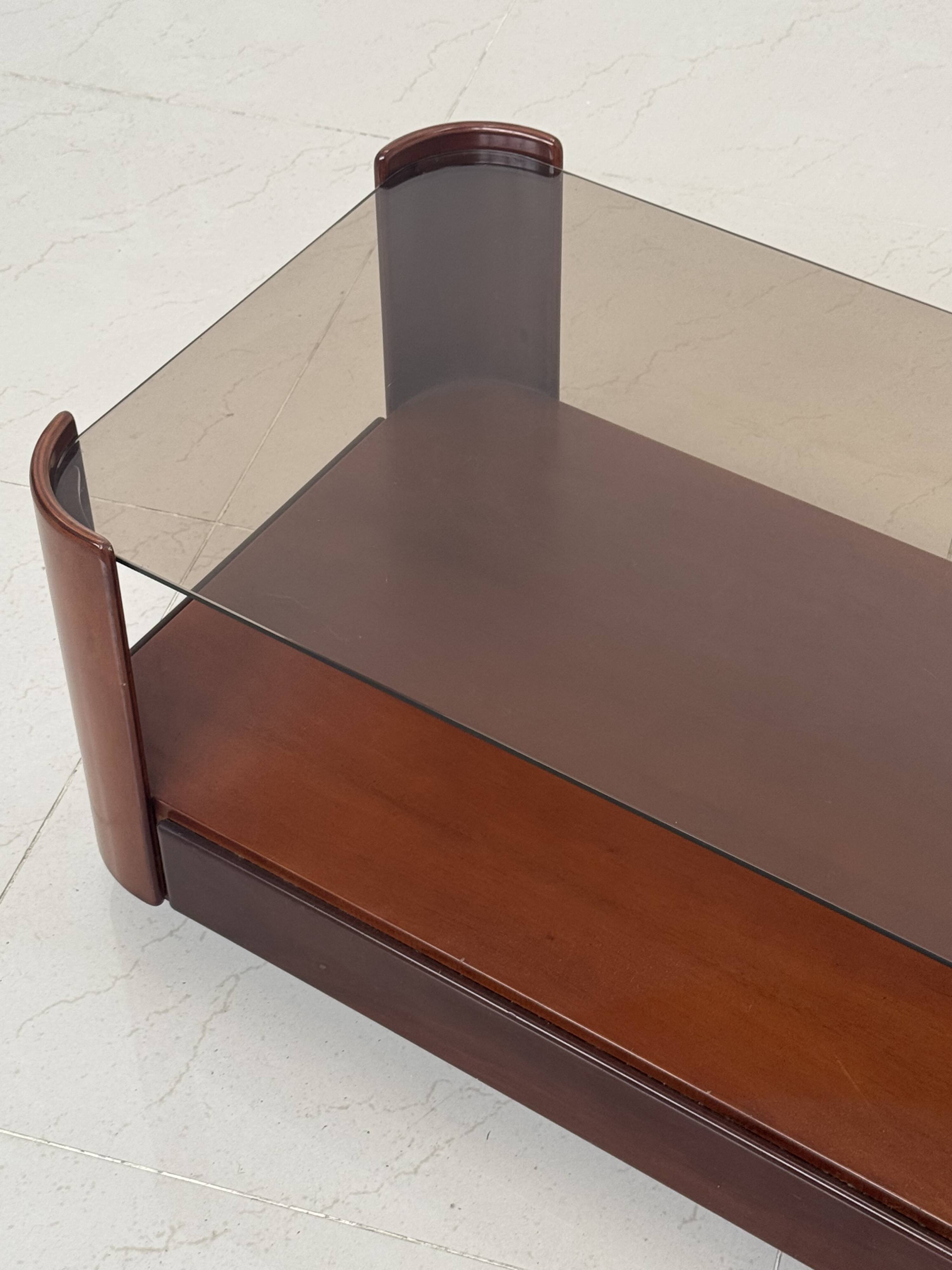 Italian wooden coffee table with drawers from the 80s