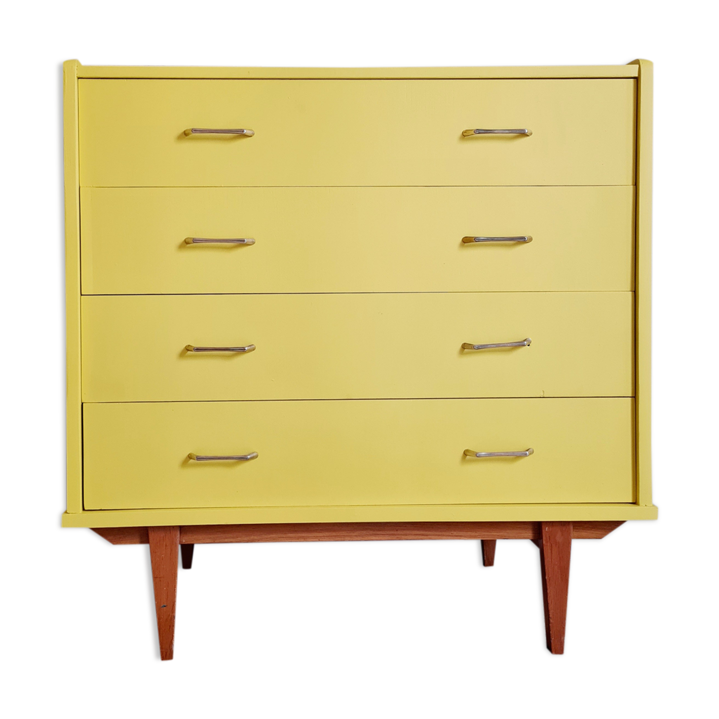 Commode feet compass yellow