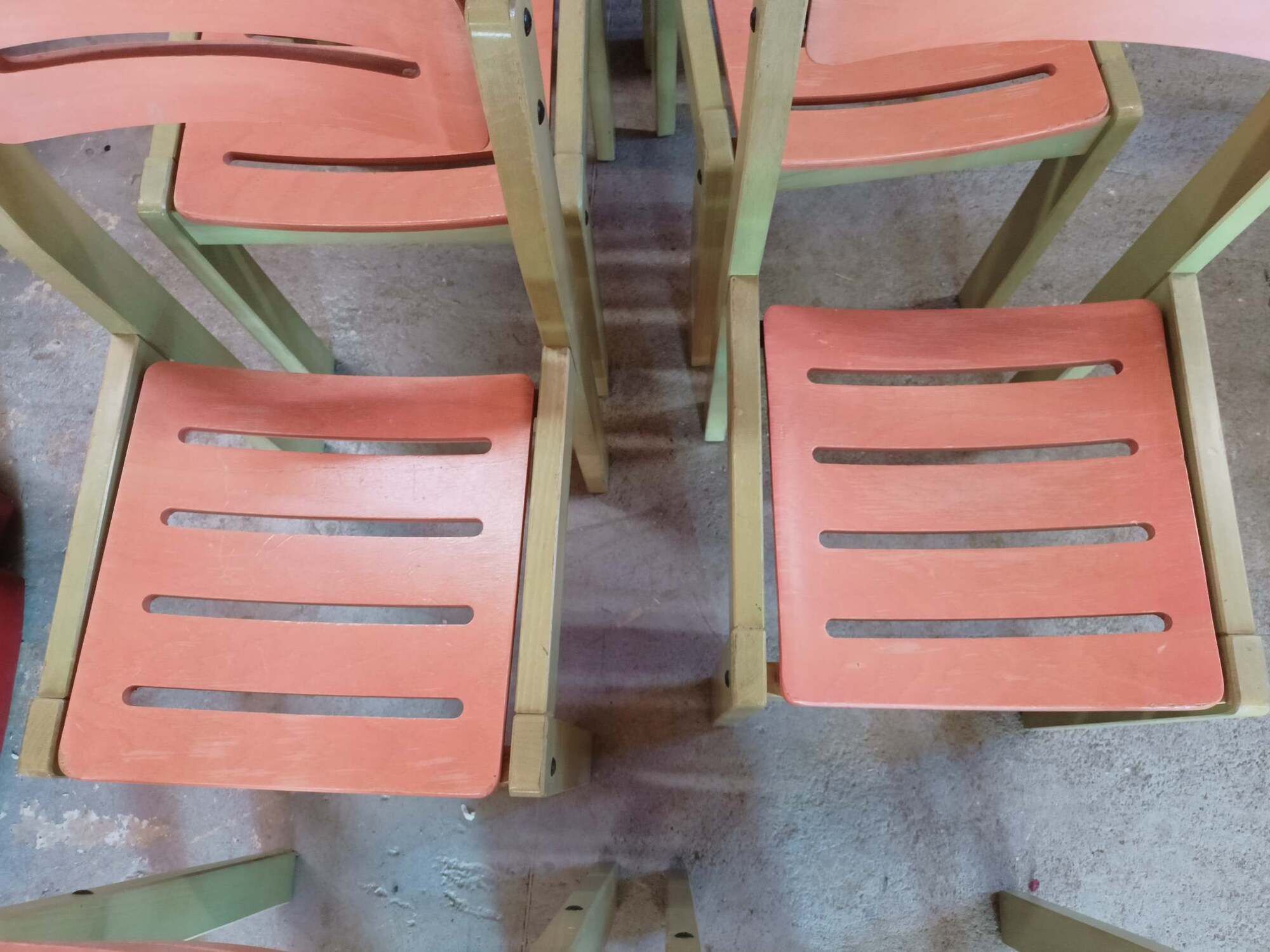 Set of 8 vintage 80s school chairs/ office