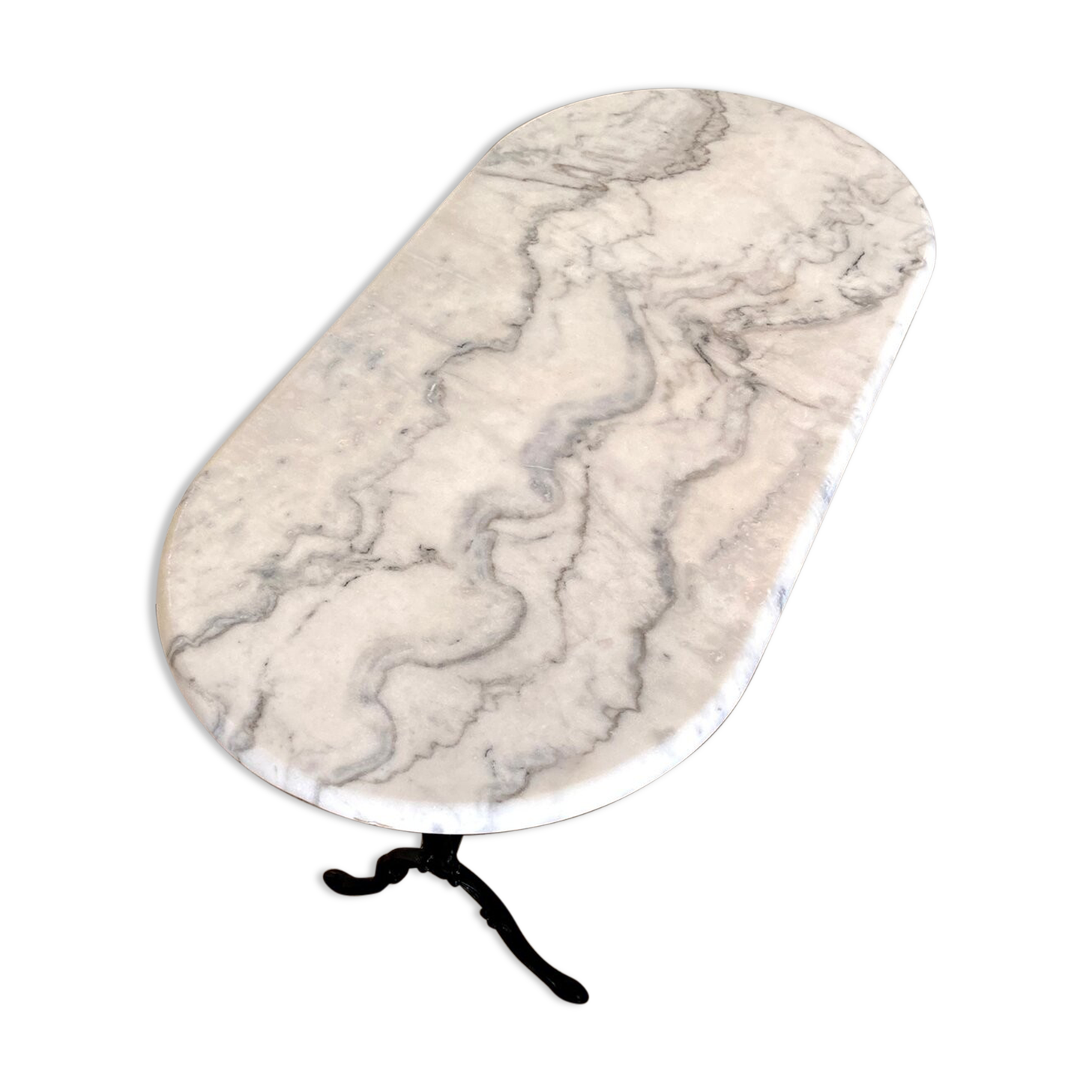 Bistro table in gray marble and cast iron