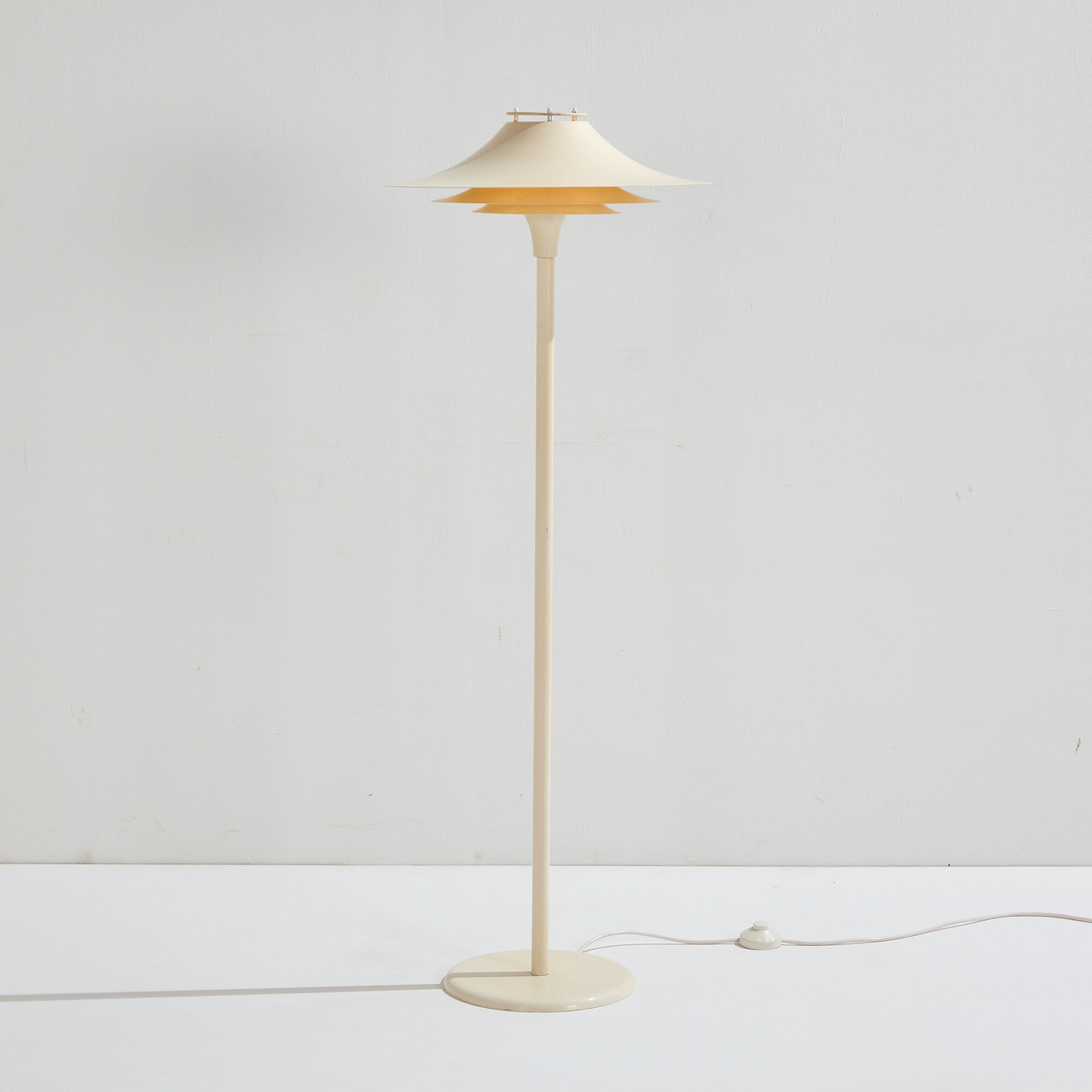 Adina floor lamp for Lyfa