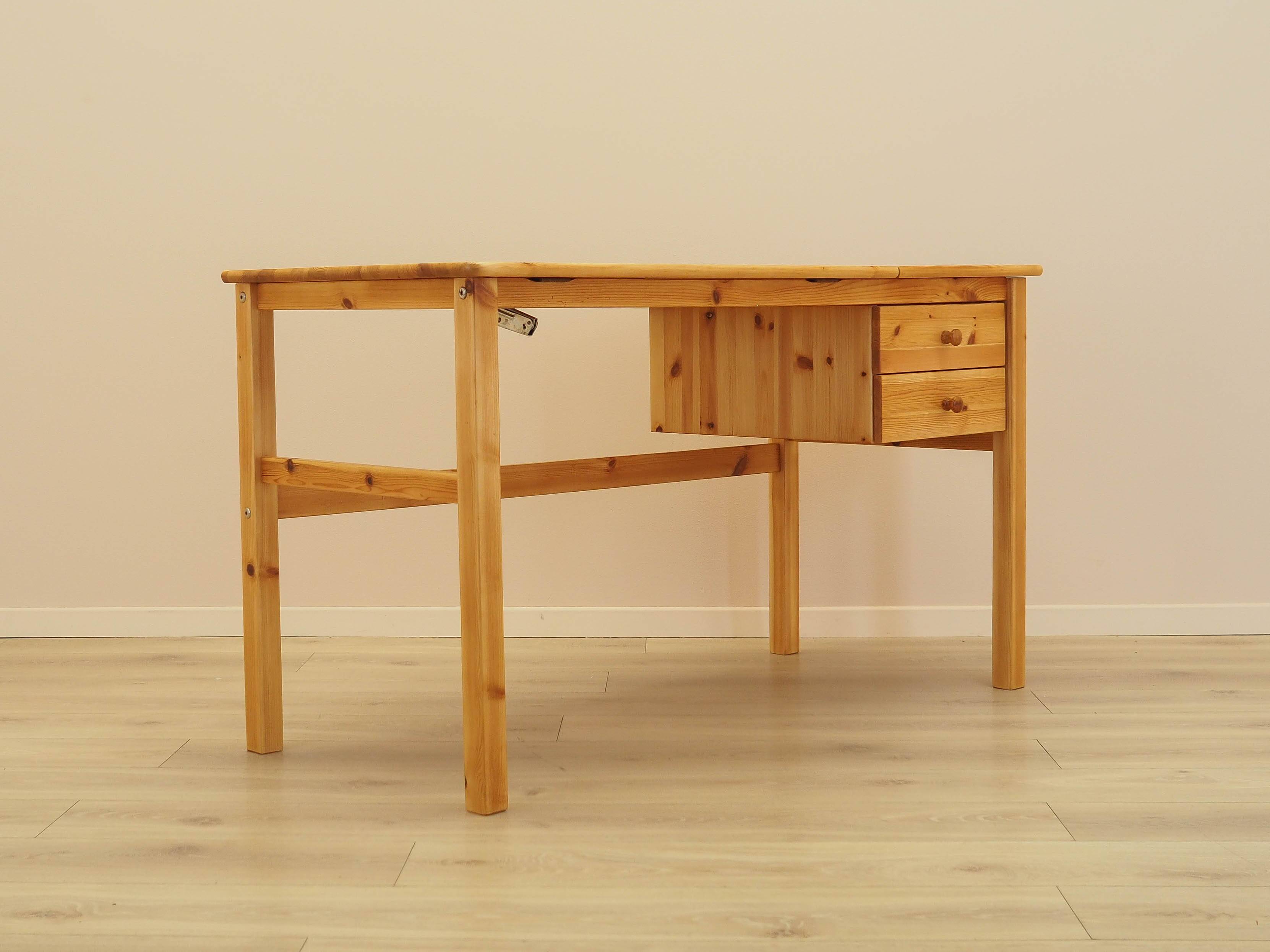 Bureau en pin danois avec plateau réglable, années 1990