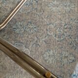 Low smoke round glass table