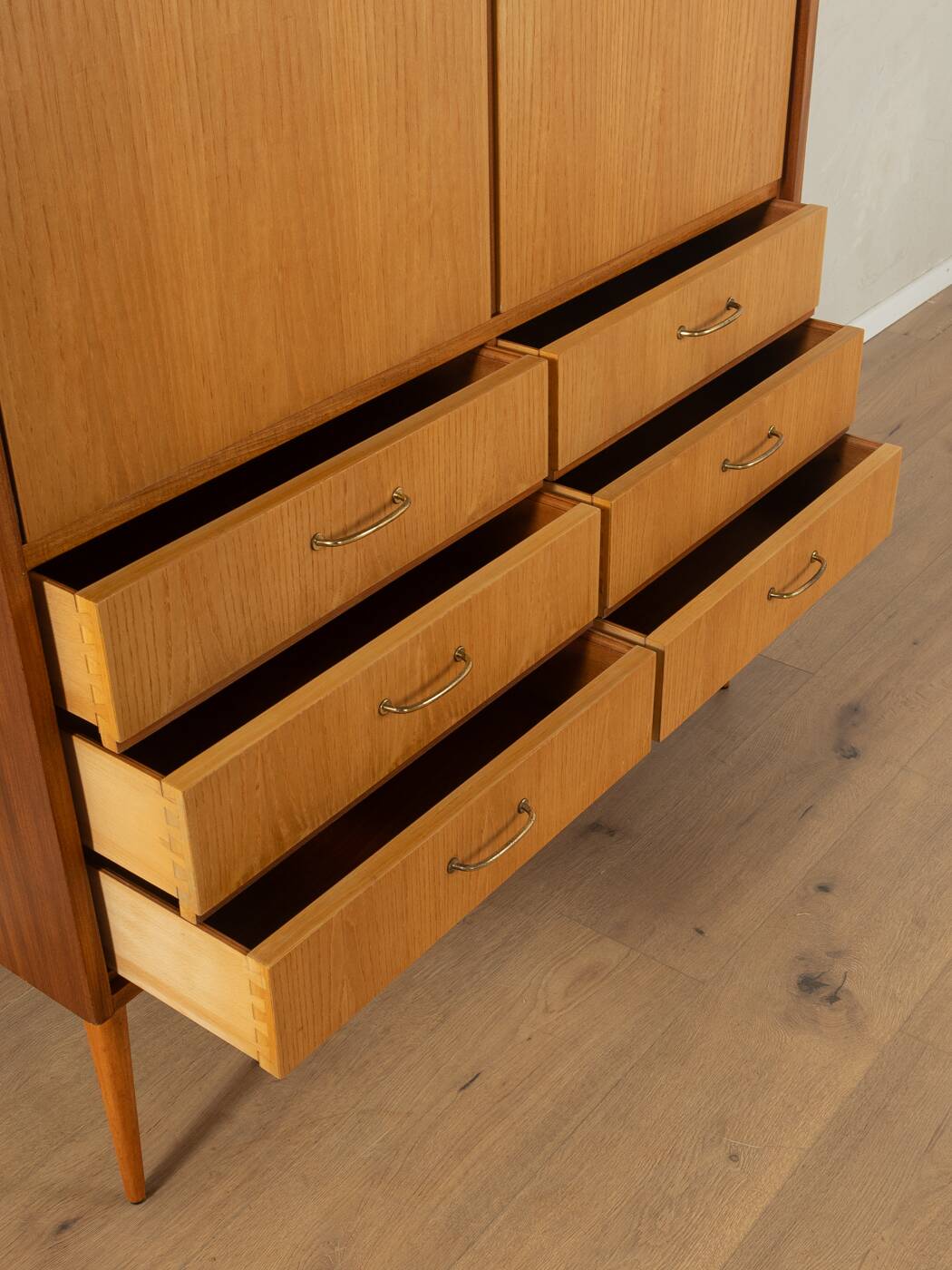 1950s chest of drawers