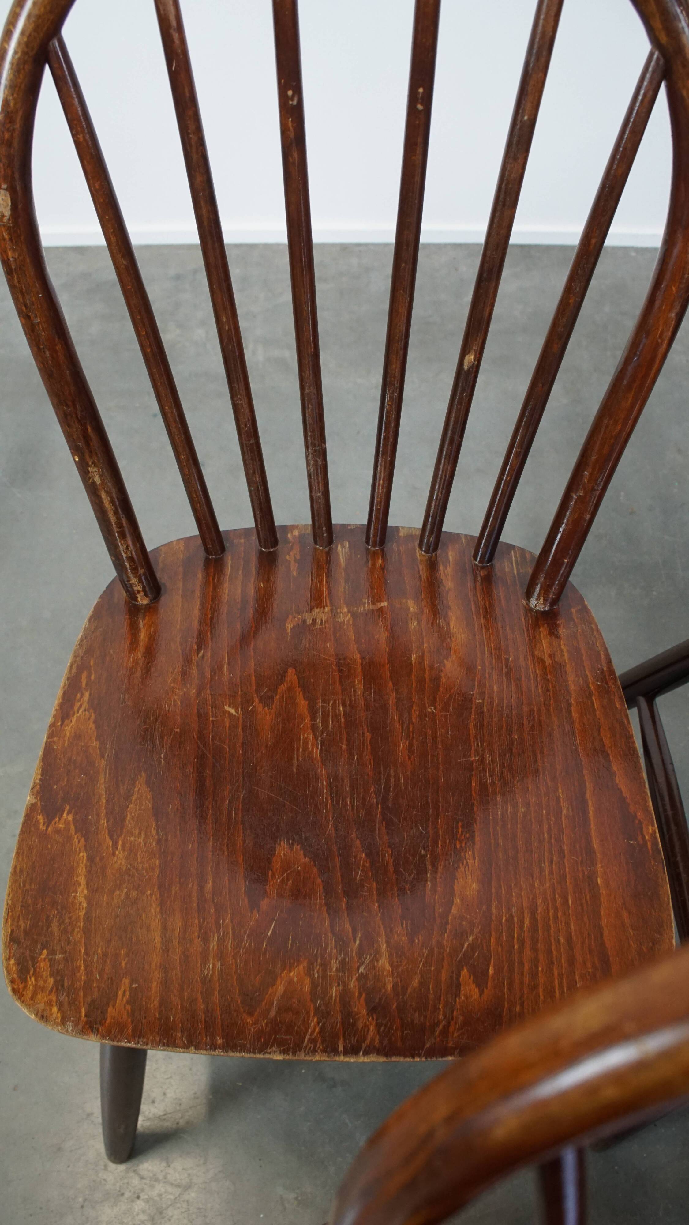 Set of 6 Vintage Wooden Windsor Spindle Chairs