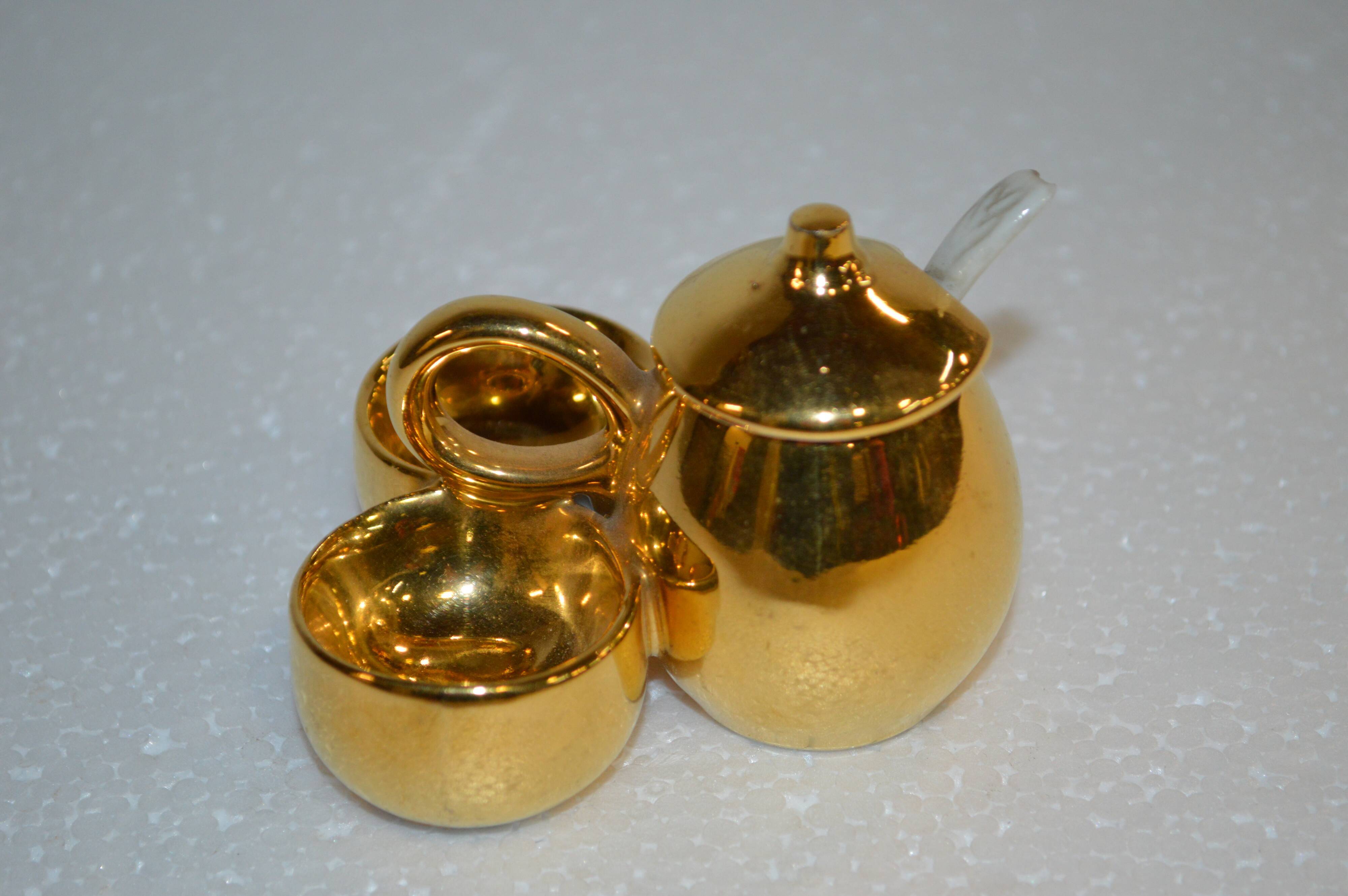 golden LIMOGES porcelain pepper shaker
