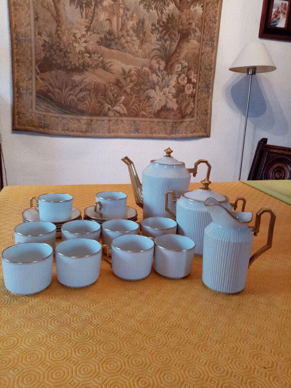 Porcelain coffee service