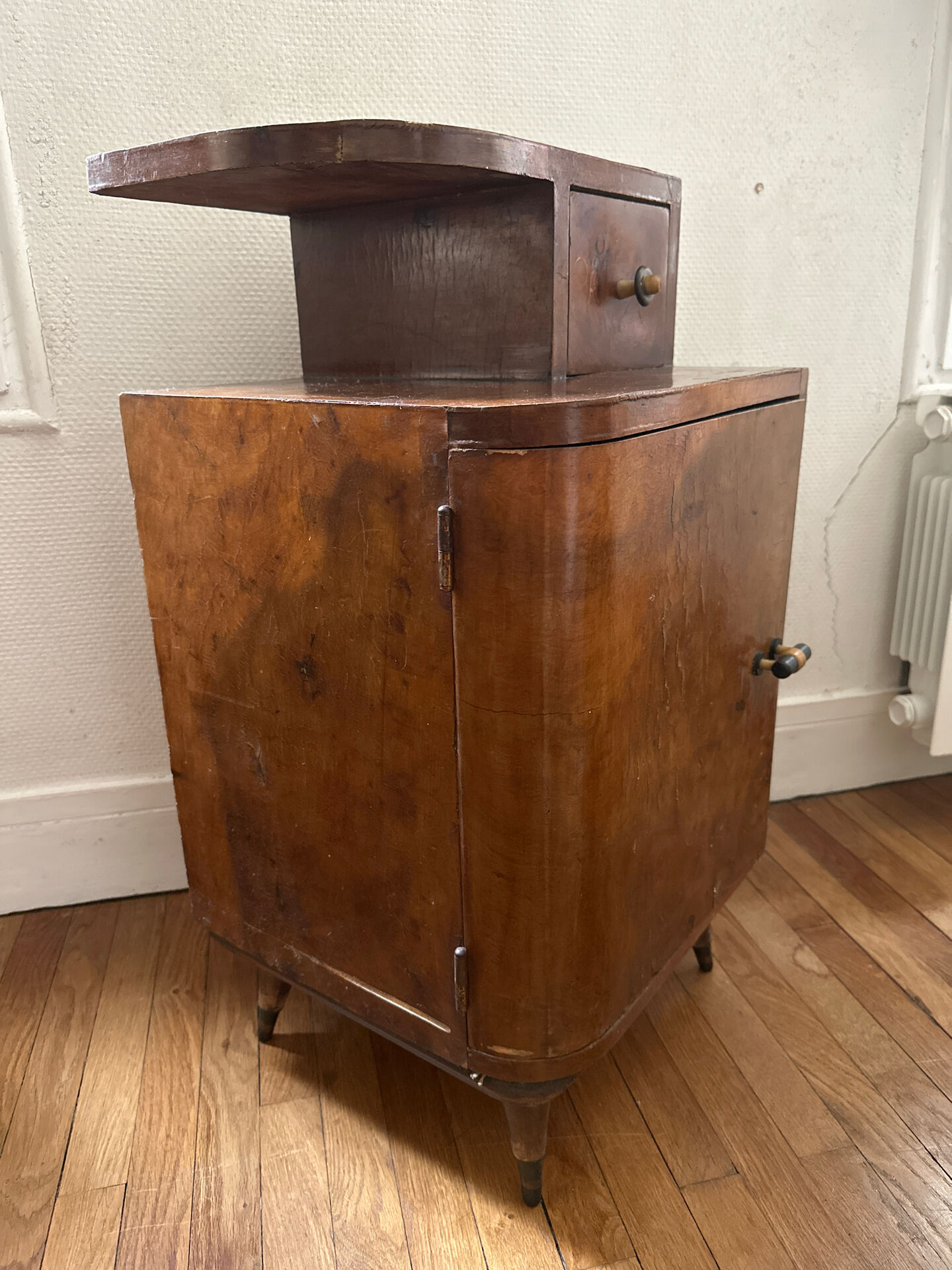 Table de chevet